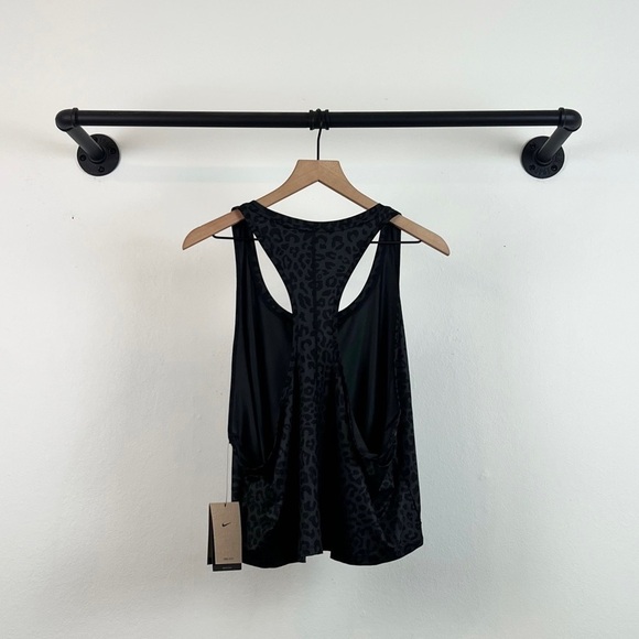 NWT Nike Nike Women's Dri-Fit One Slim Fit Plus Print Tank Top Leopard - Picture 7 of 9